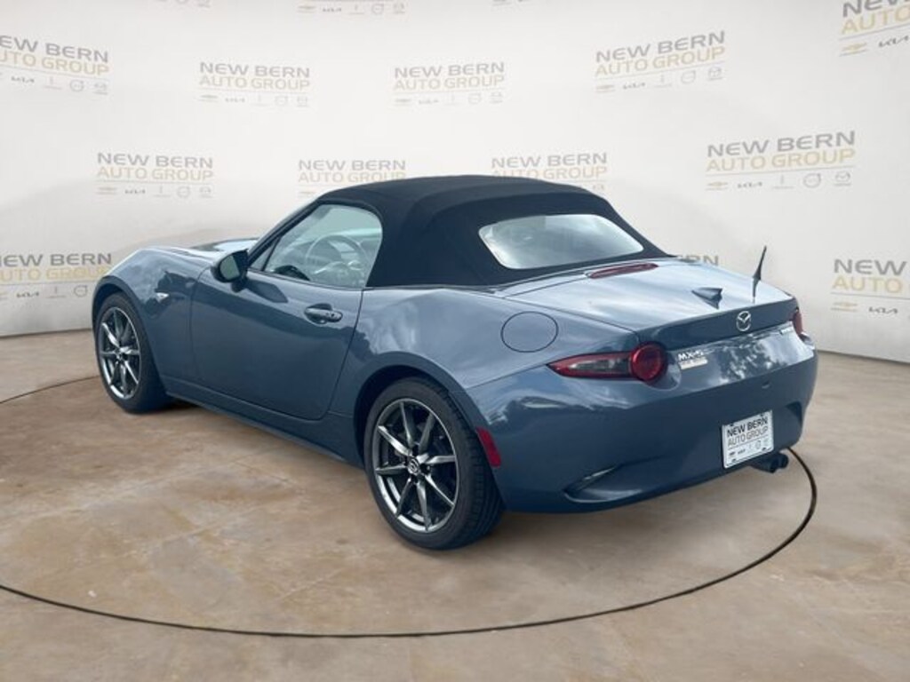 Used 2021 Mazda MX-5 Miata Grand Touring Convertible
