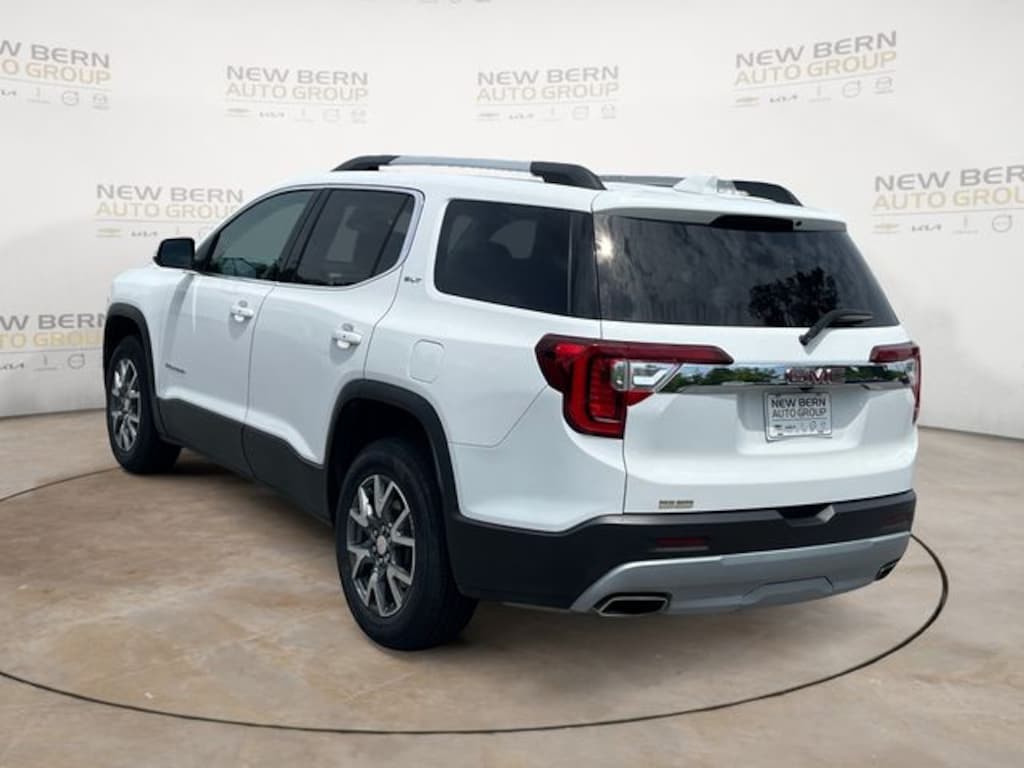 Used 2023 GMC Acadia SLT SUV
