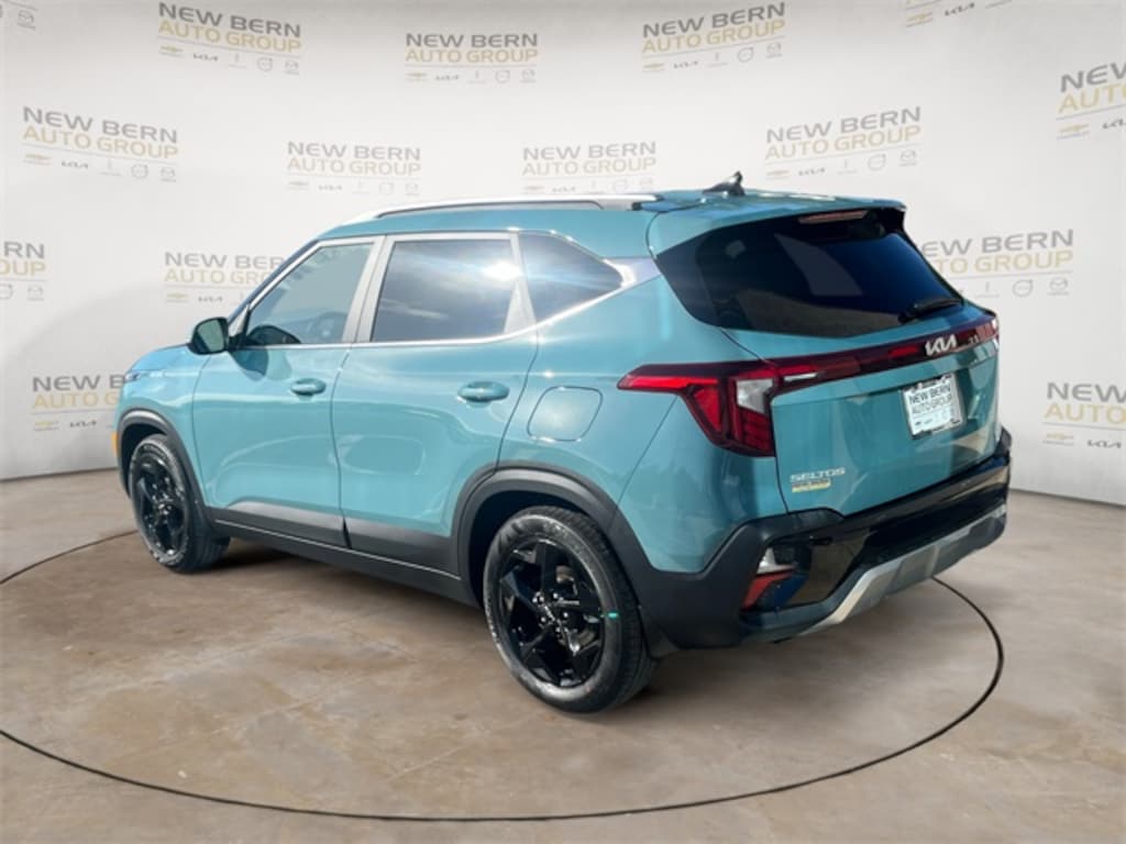 Used 2026 Kia Seltos EX SUV