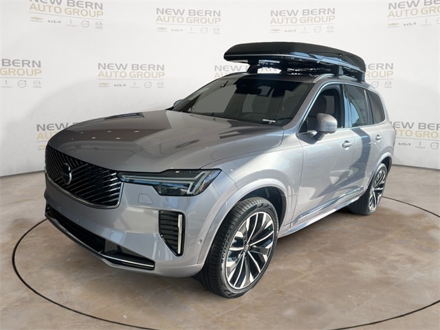 2026 Volvo XC90 Plus's photo