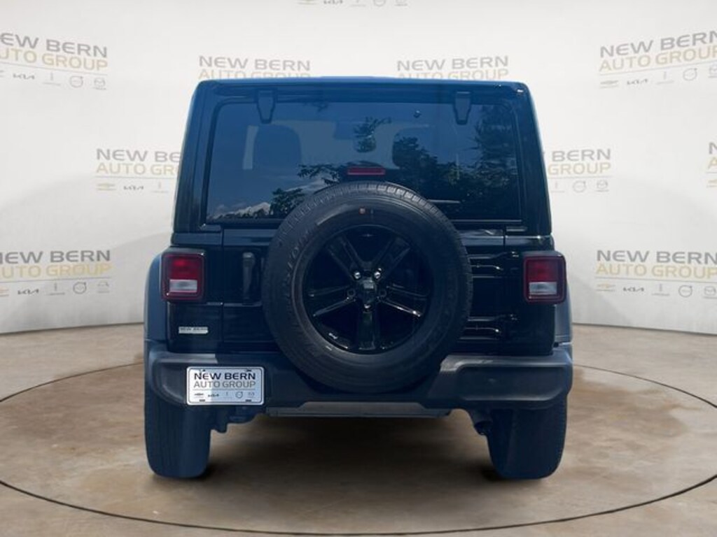 Used 2023 Jeep Wrangler Sport SUV