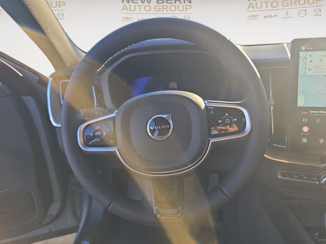 2026 Volvo XC60 Plus - Photo 12