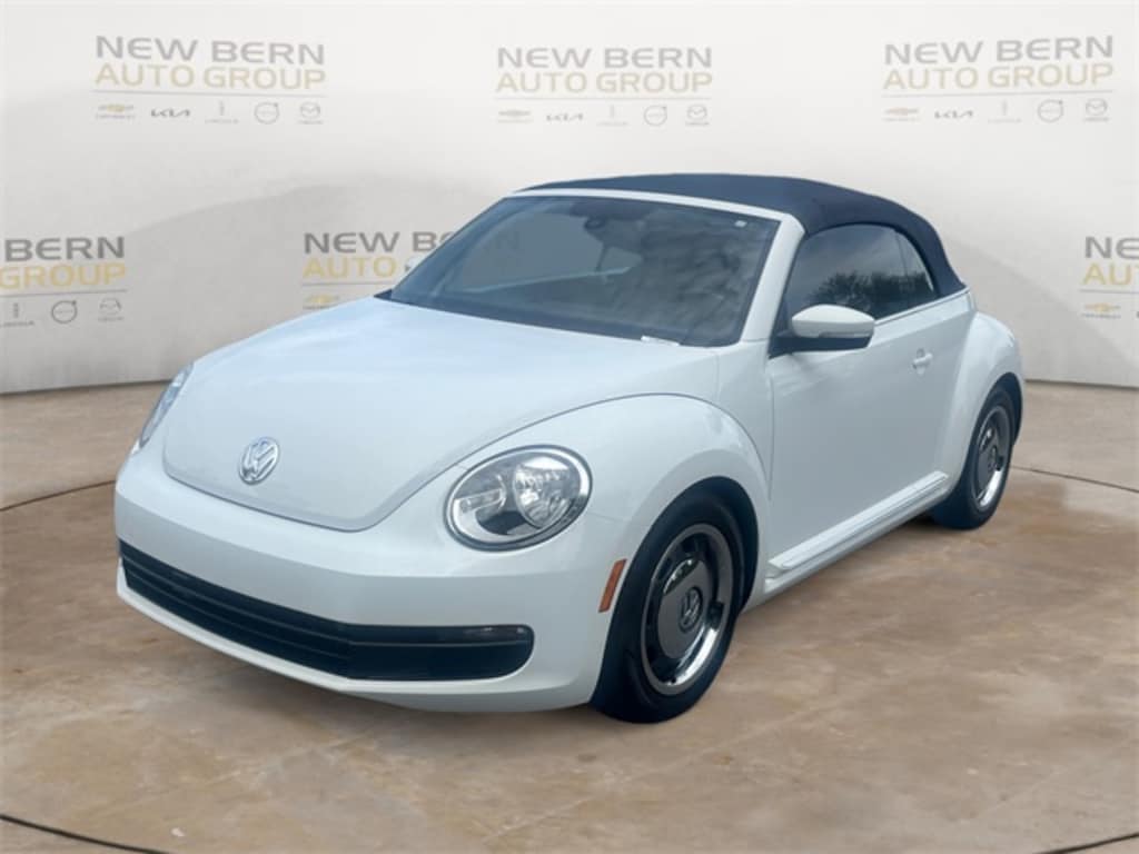 Used 2016 Volkswagen Beetle 1.8T S Convertible