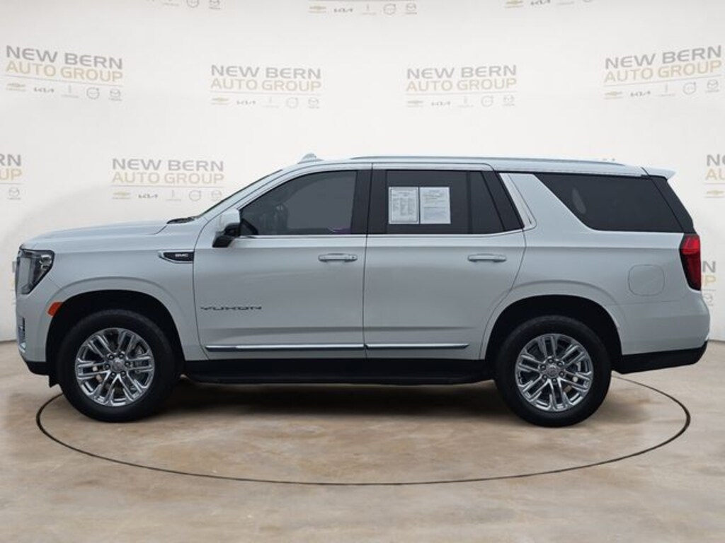 Used 2022 GMC Yukon SLT SUV