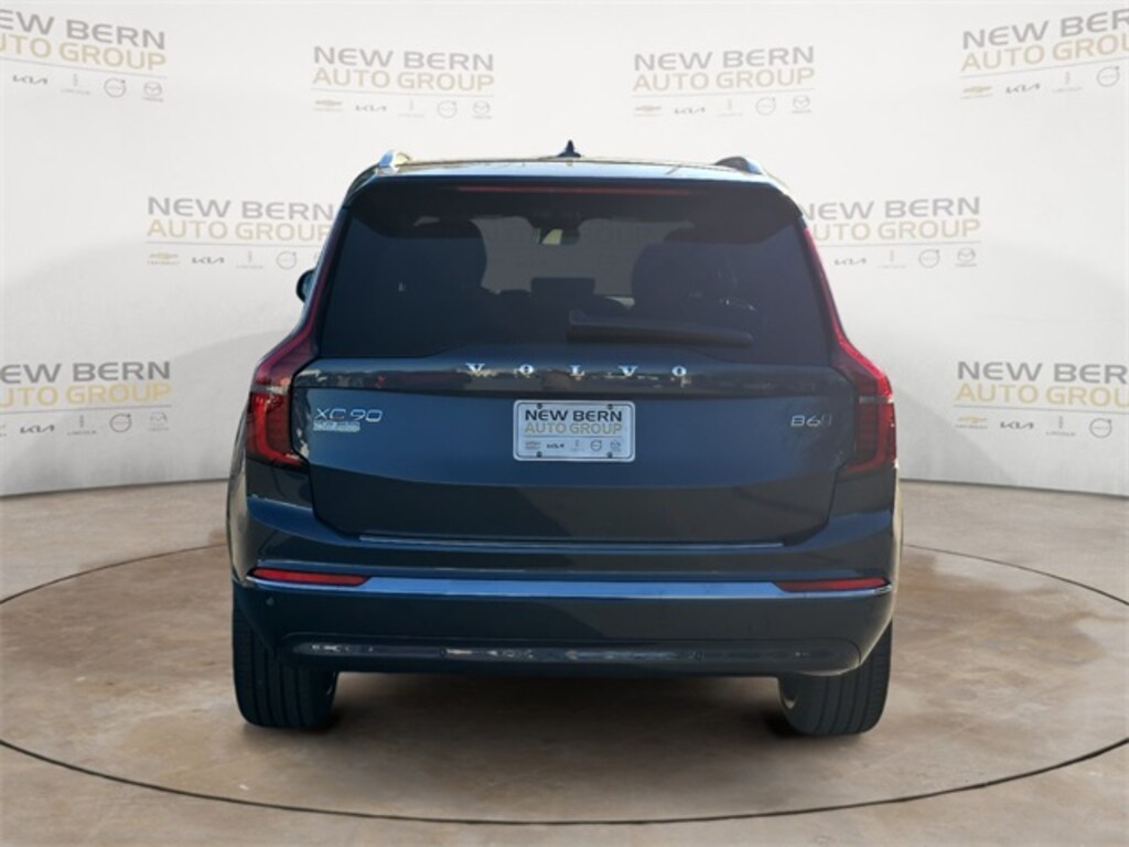 New 2026 Volvo XC90 B6 Plus 7-Seater SUV