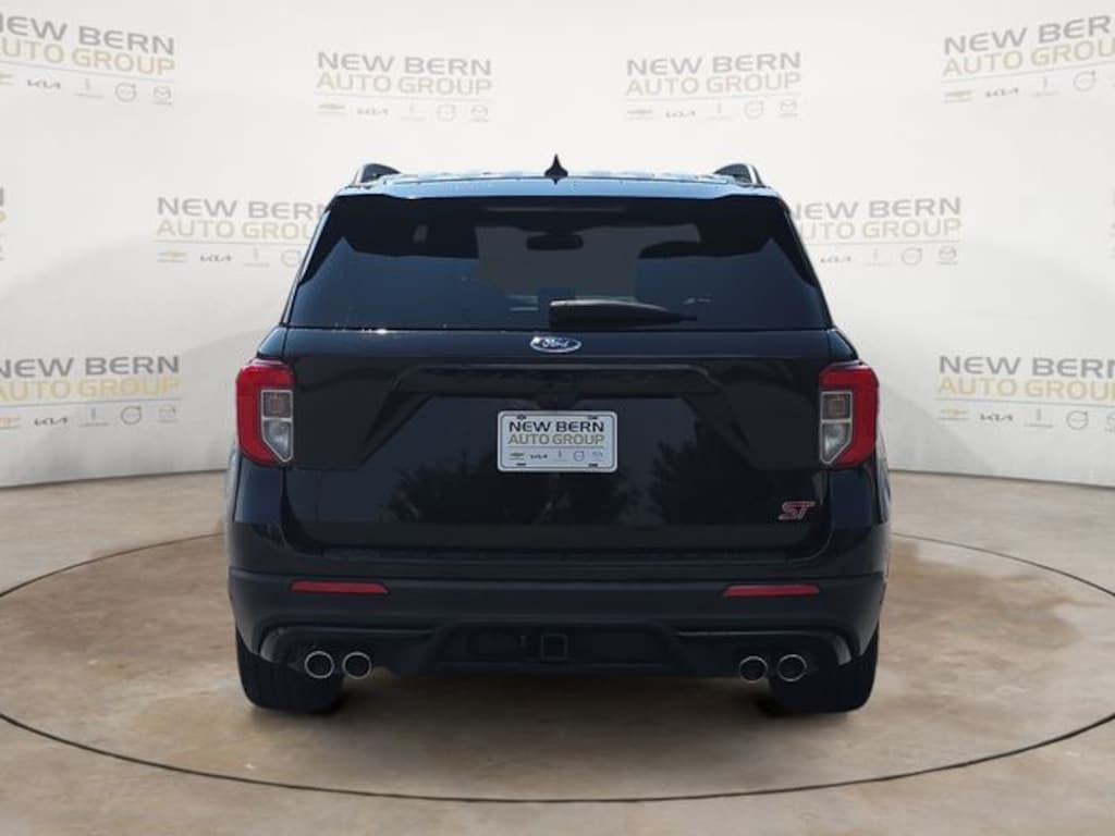 Used 2022 Ford Explorer ST SUV