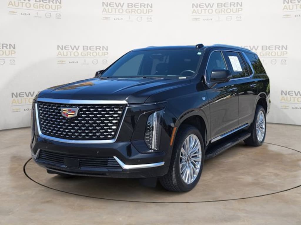 Used 2025 Cadillac Escalade Premium Luxury SUV