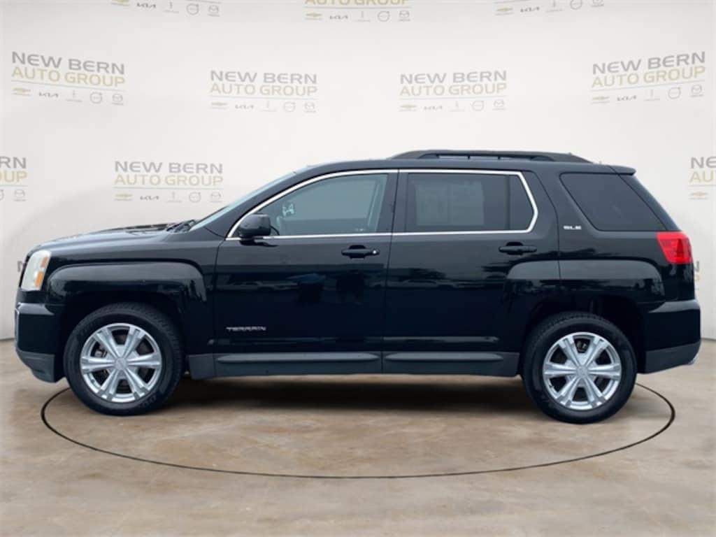 Used 2017 GMC Terrain SLE-2 SUV