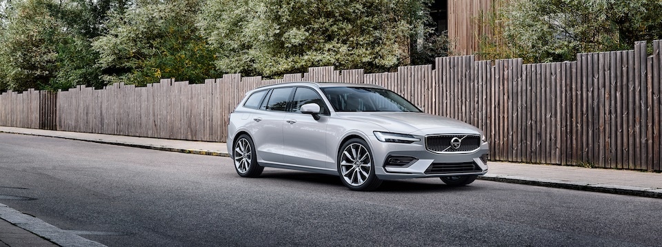 when to trade in your vehicle at Volvo Cars of New Bern in New Bern | Grey Volo parked on teh street
