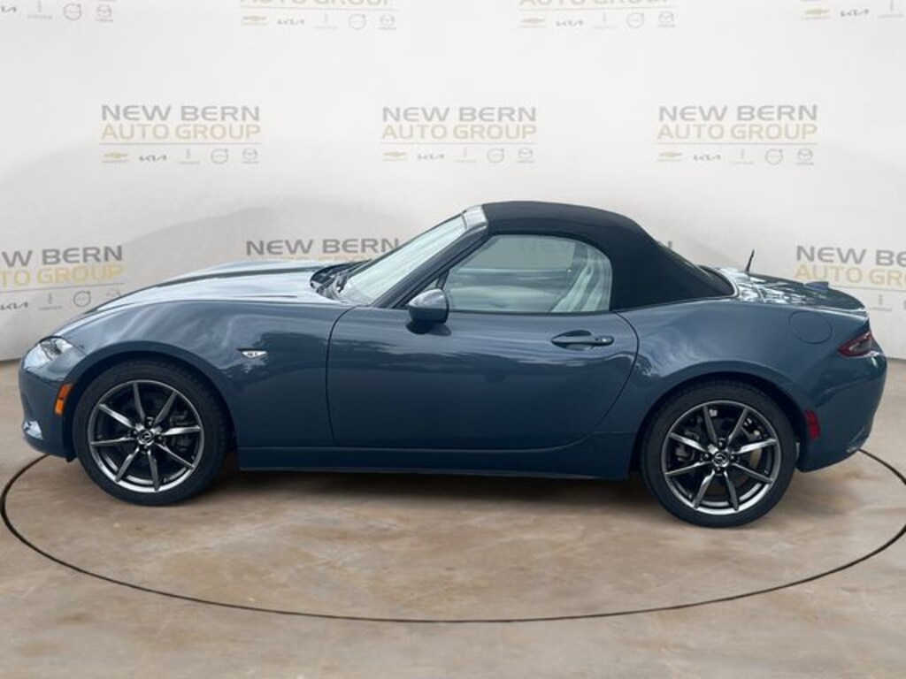 Used 2021 Mazda MX-5 Miata Grand Touring Convertible