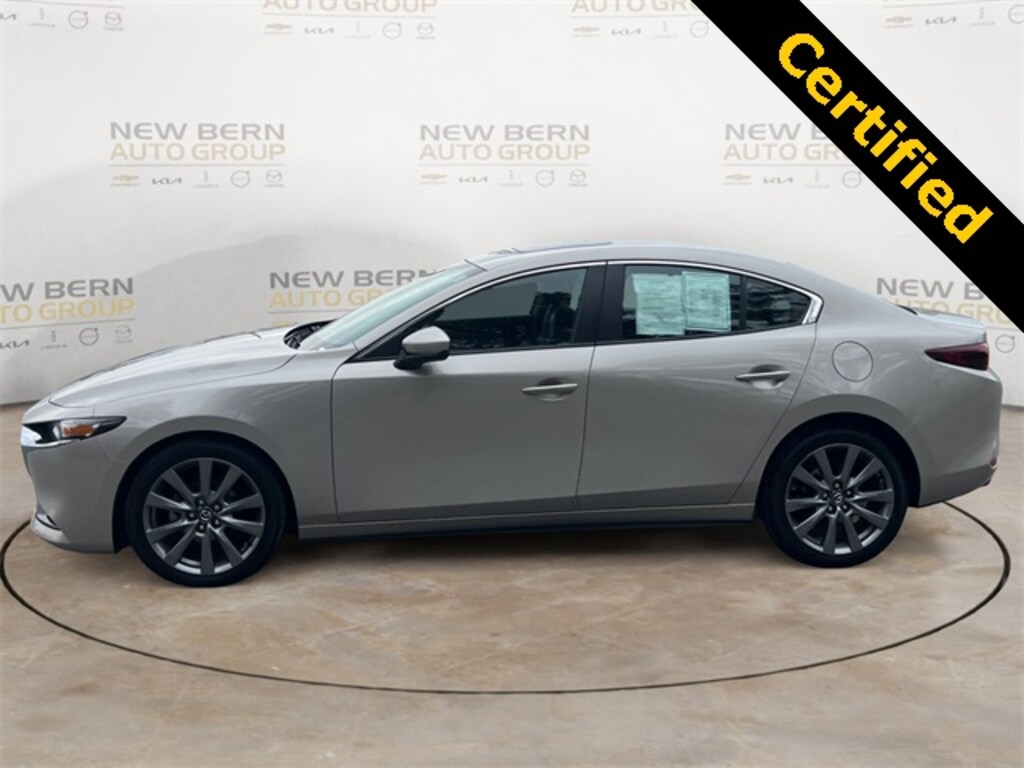 Used 2025 Mazda Mazda3 2.5 S Preferred Package Sedan