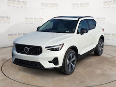 2026 Volvo XC40 B5 Plus AWD SUV
