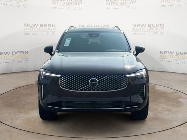 2025 Volvo XC90 Core - Photo 8