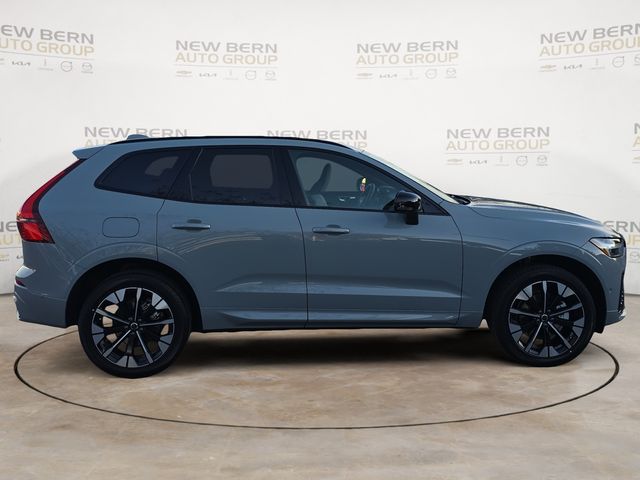 2026 Volvo XC60 Plus - Photo 6