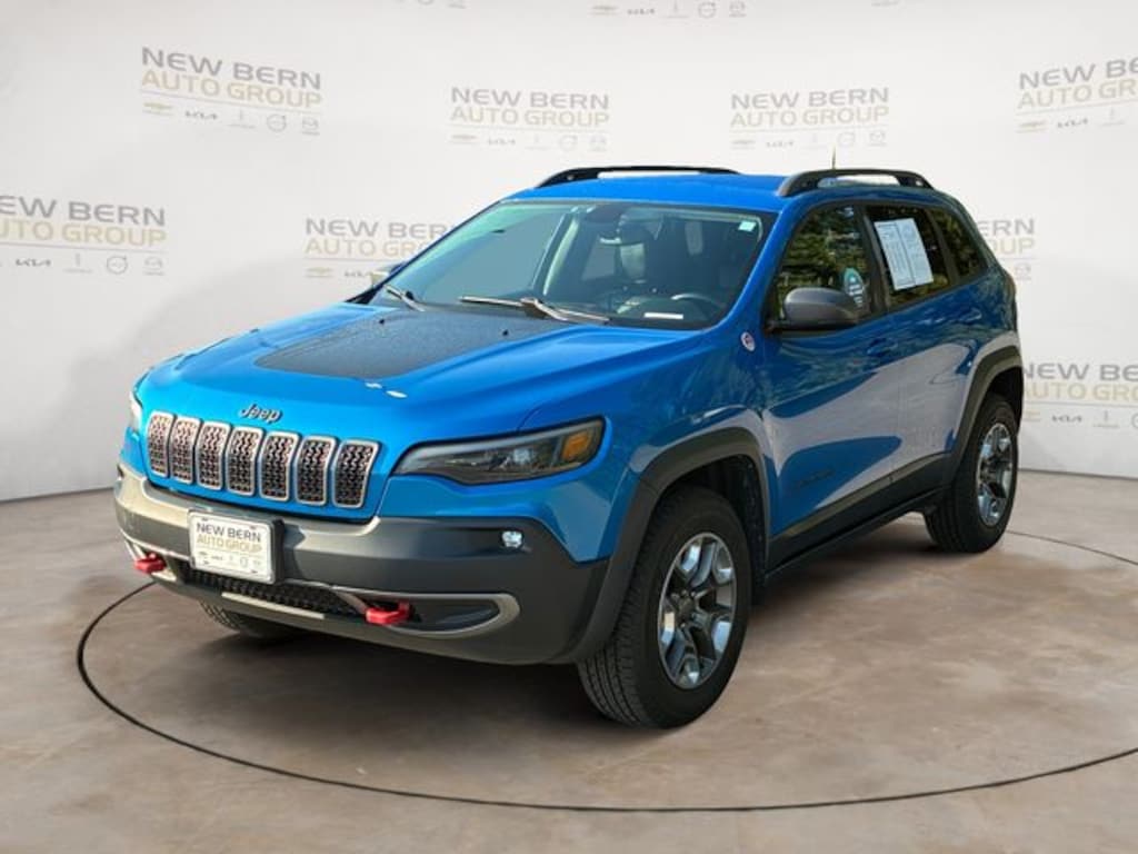 Used 2019 Jeep Cherokee Trailhawk SUV