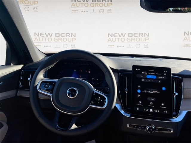 2026 Volvo XC90 Plus - Photo 12