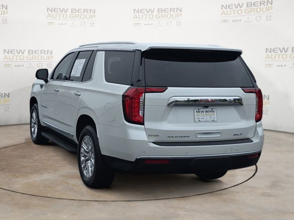 Used 2022 GMC Yukon SLT SUV