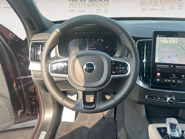 2025 Volvo XC90 Core - Photo 12