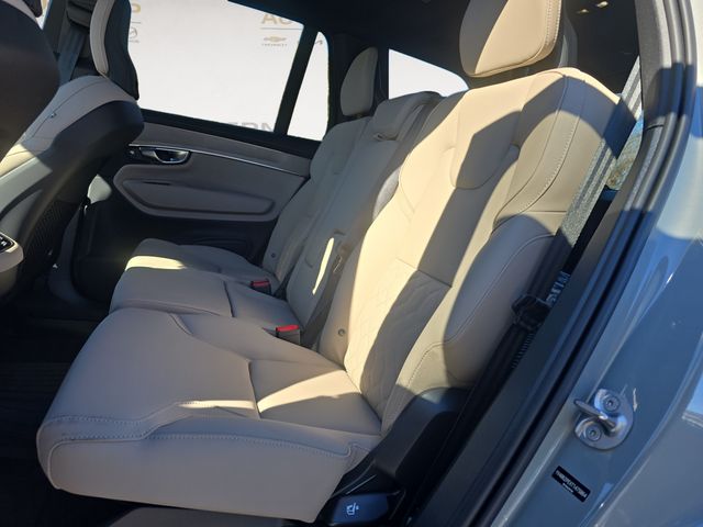 2026 Volvo XC90 Plus - Photo 13