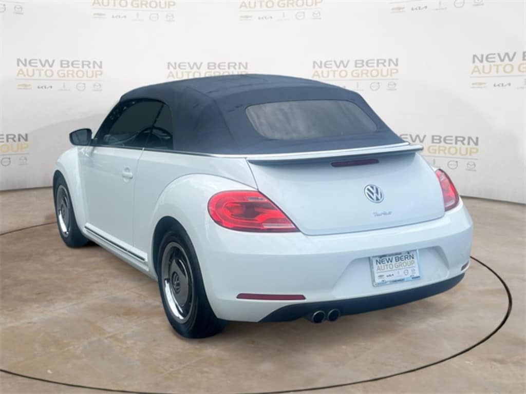 Used 2016 Volkswagen Beetle 1.8T S Convertible