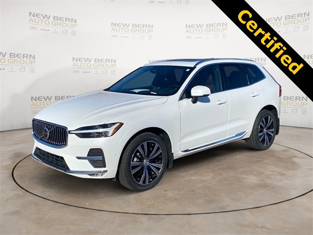 2022 Volvo XC60 Inscription's photo