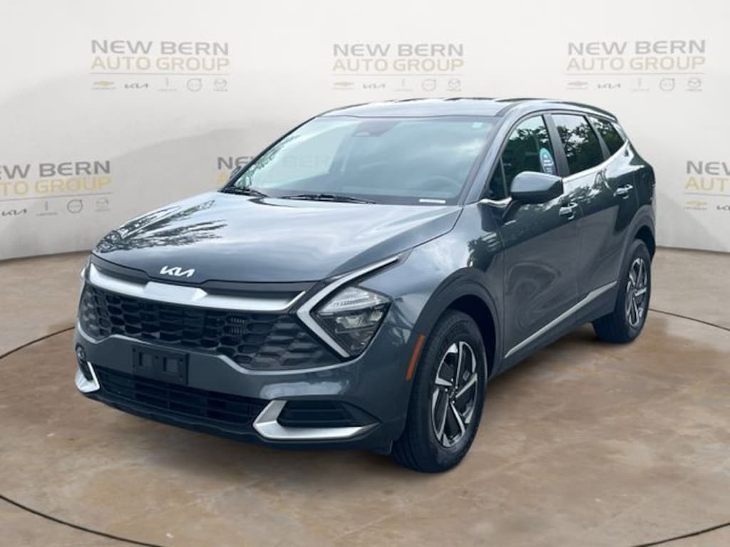 Used 2023 Kia Sportage Hybrid LX SUV