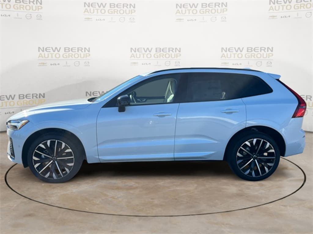 New 2026 Volvo XC60 B5 Ultra SUV