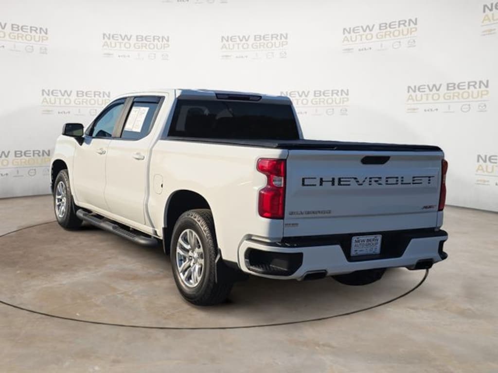 Used 2021 Chevrolet Silverado 1500 RST Truck
