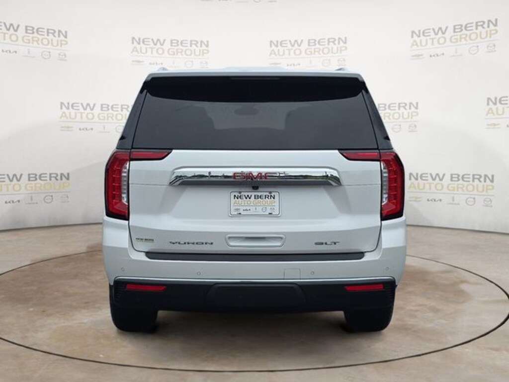 Used 2022 GMC Yukon SLT SUV