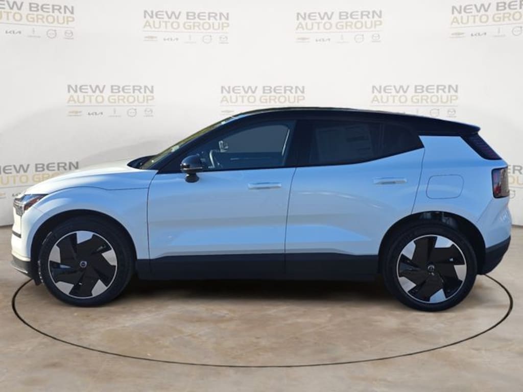 New 2026 Volvo EX30 Twin Motor Plus SUV