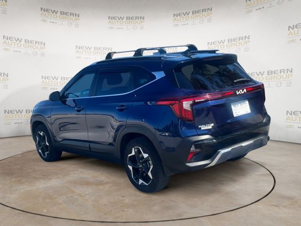 Used 2024 Kia Seltos EX SUV