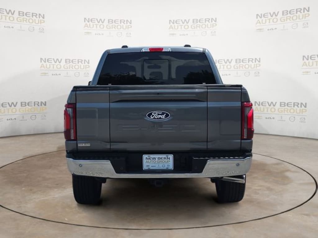 Used 2024 Ford F-150 Lariat Truck