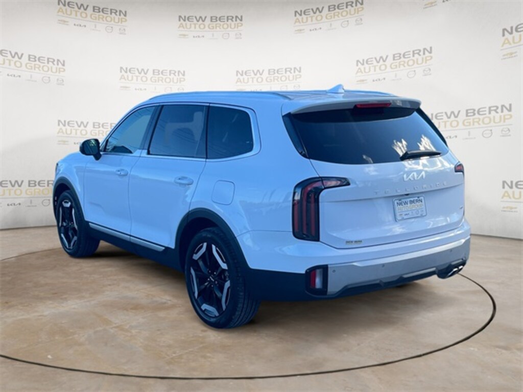 Used 2024 Kia Telluride EX SUV