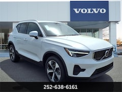 2025 Volvo XC40 B5 Core Bright Theme SUV