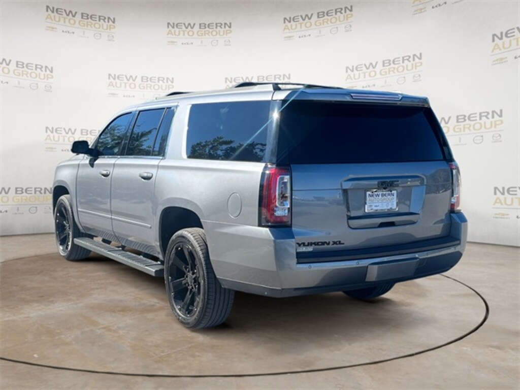 Used 2018 GMC Yukon XL SLT SUV