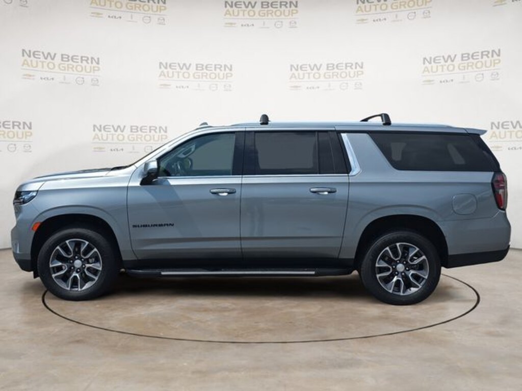 Used 2023 Chevrolet Suburban LT SUV