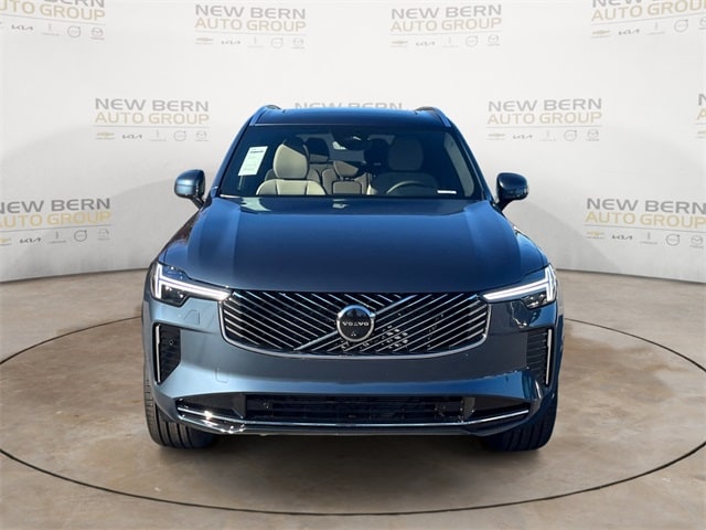 2026 Volvo XC90 Plus - Photo 8