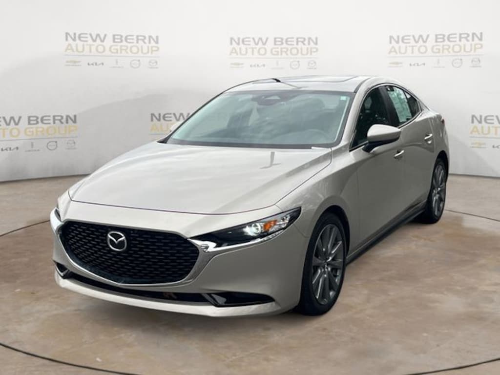 Used 2025 Mazda Mazda3 2.5 S Preferred Package Sedan
