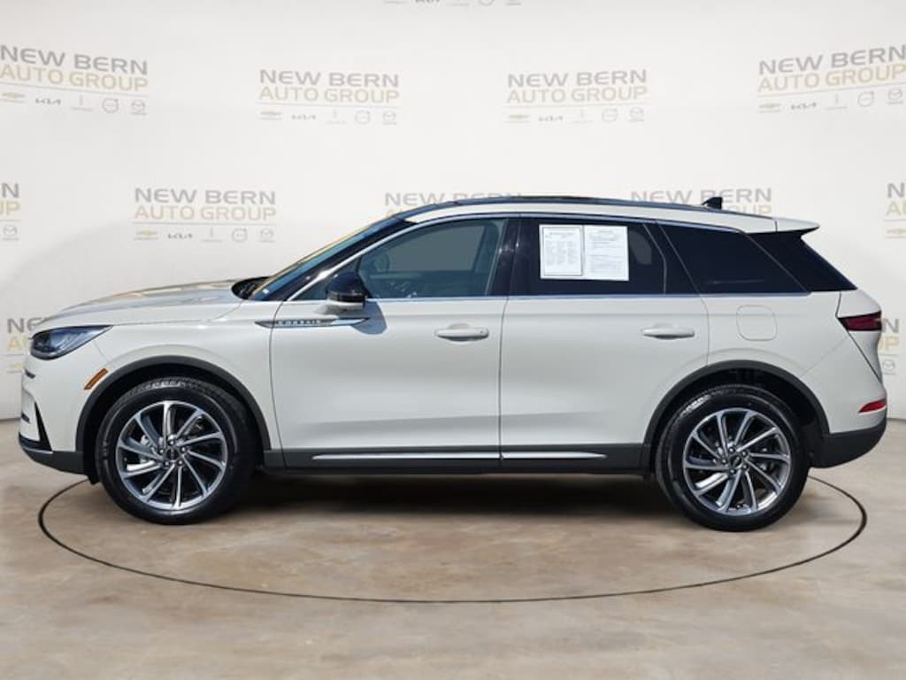 Used 2024 Lincoln Corsair Premiere SUV