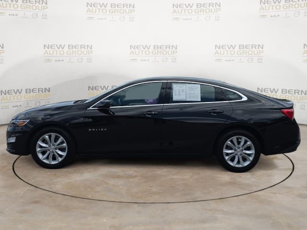 Used 2025 Chevrolet Malibu LT Sedan