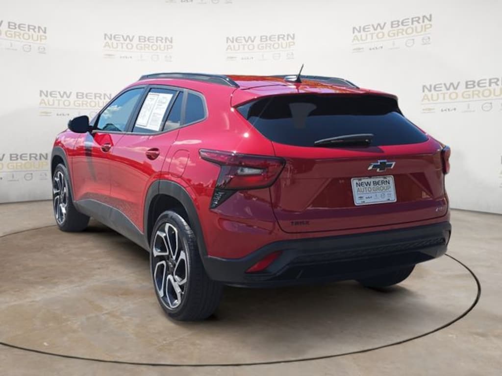 Used 2026 Chevrolet Trax 2RS SUV