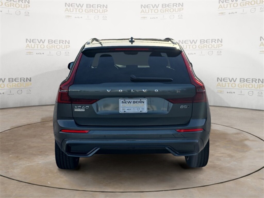 New 2026 Volvo XC60 B5 Plus SUV