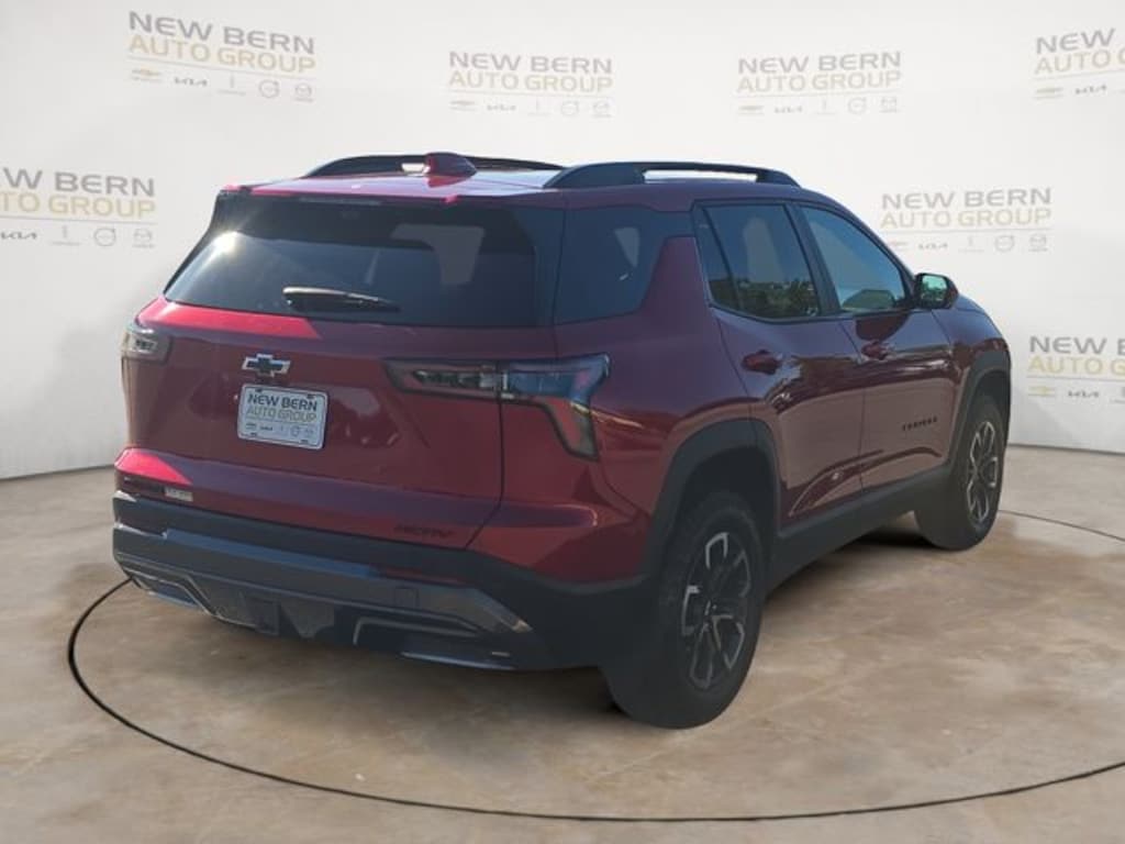 Used 2025 Chevrolet Equinox Activ SUV