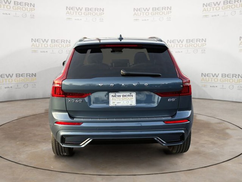 New 2026 Volvo XC60 B5 Plus SUV