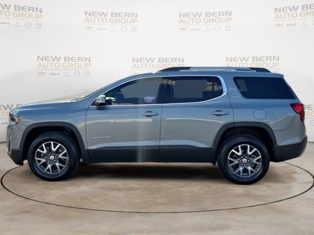 Used 2023 GMC Acadia SLE SUV