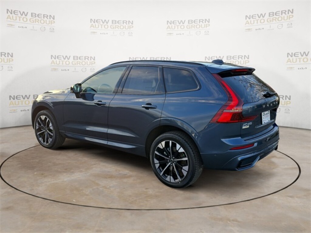 New 2026 Volvo XC60 B5 Plus SUV
