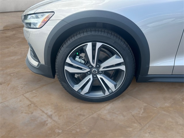 2026 Volvo V60 Cross Country Plus - Photo 14