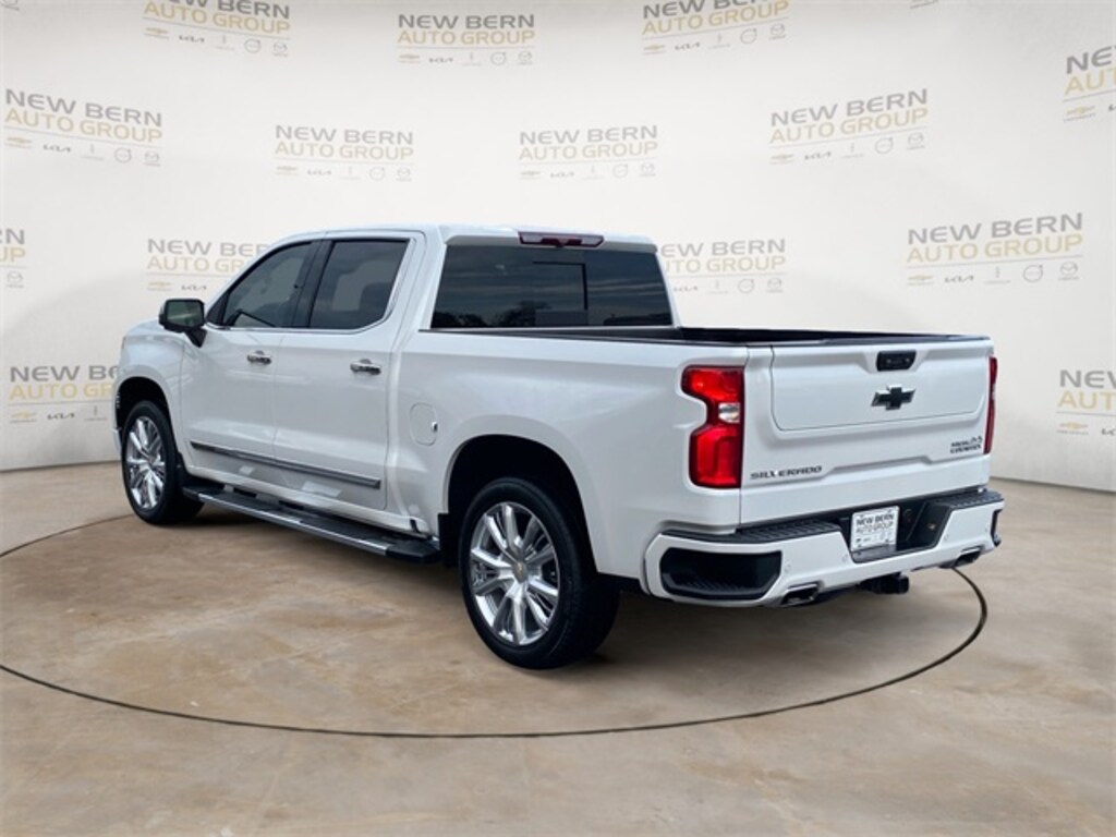 Used 2022 Chevrolet Silverado 1500 High Country Truck