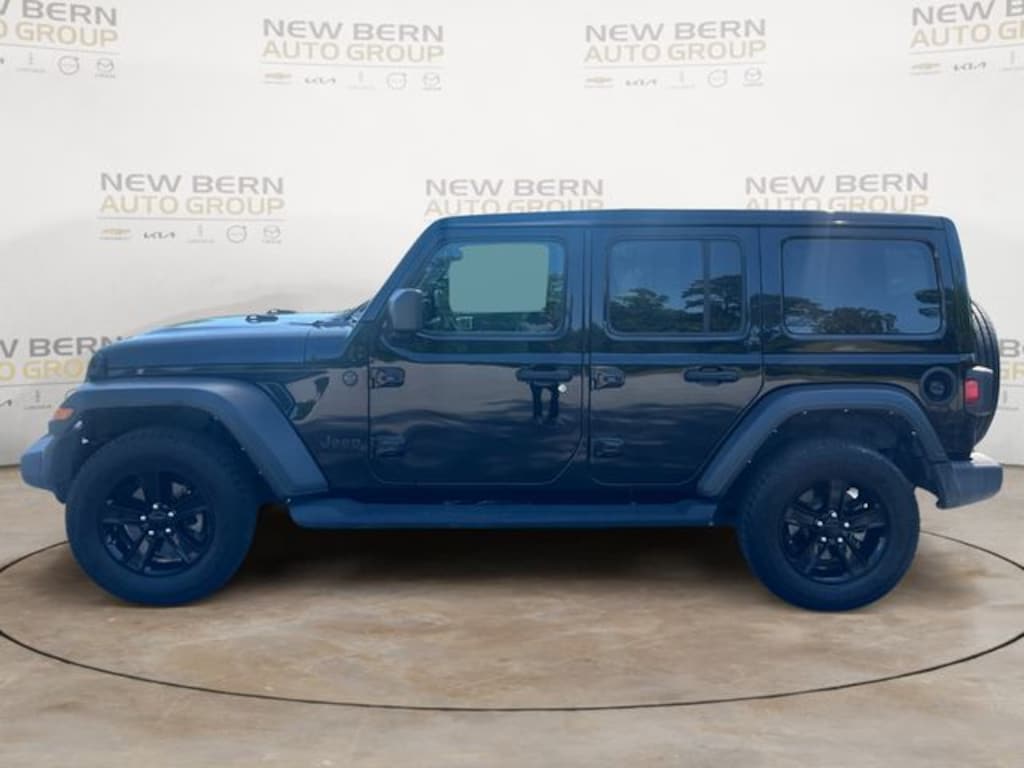 Used 2023 Jeep Wrangler Sport SUV