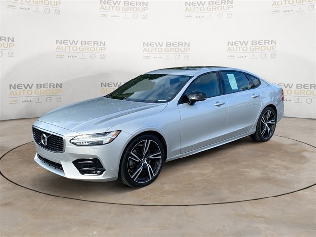 2020 Volvo S90 T6 R-Design